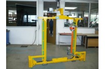 Manipulator of pieces in graphite by forks - custom-made ZE solution