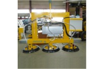 Lifting beams in custom-made suction cup for barrel