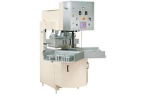 Thermal press for sealing lids on thermoformed hulls Z41 CA PTA
