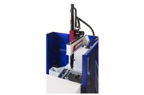 Servo picker for the space-saving removal and separation of sprues WS80 