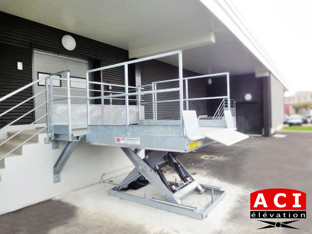 Dock platforms TSC 30