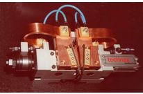 Pneumatic spot resistance welding head