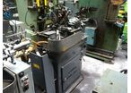 Singlespindle lathe with sliding headstock : TORNOS M7