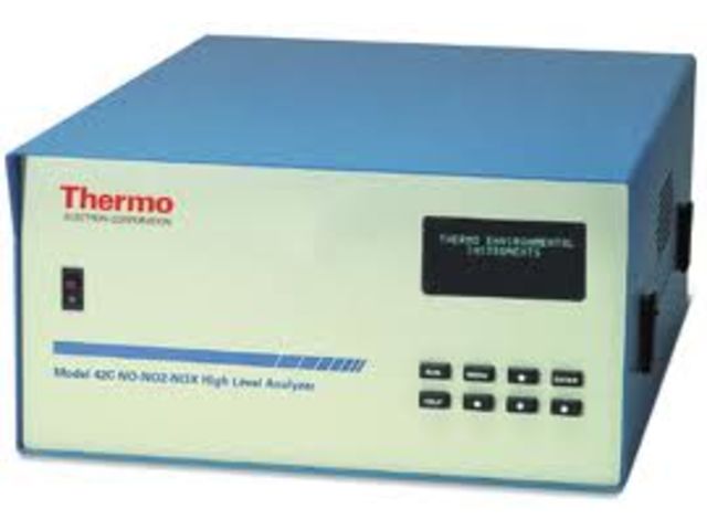 NO NO2 NOX GAS ANALYZER | THERMO 42C-HL