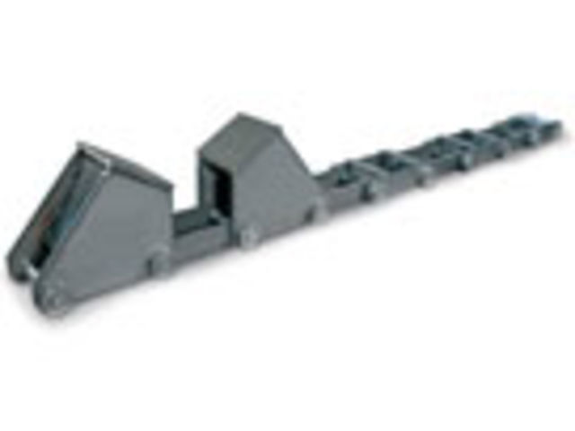 Hump conveyor chain for hot coil transport