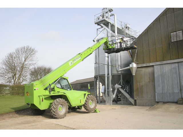 Telescopic forklift - PANORAMIC P 40.17