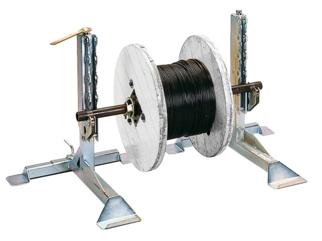 Unwinder in front of coiling machines- AXO 1,6 TON