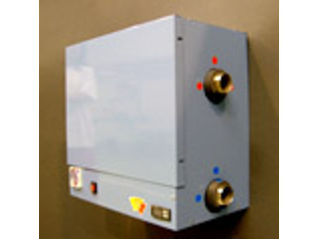 Swimming pool with jets 34 ºc