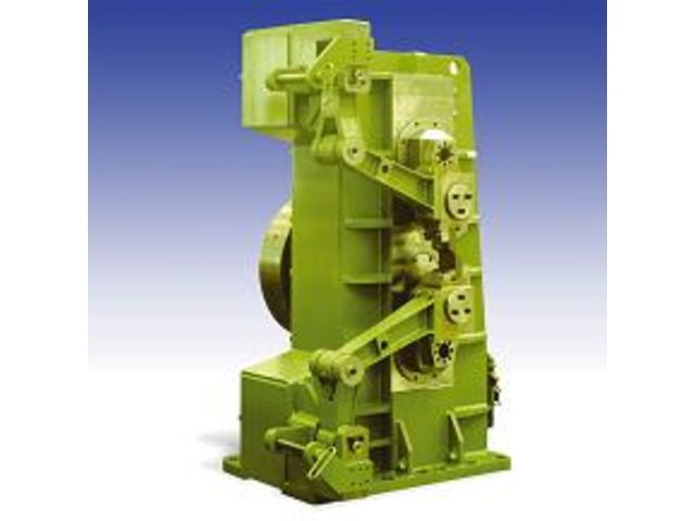 Start-stop shear for hot rolled rods