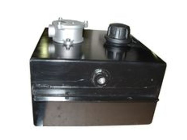 HYDRAULIC TANK