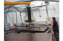 Ergonomic Horizontal Panel Handling Solution | MANUPAC