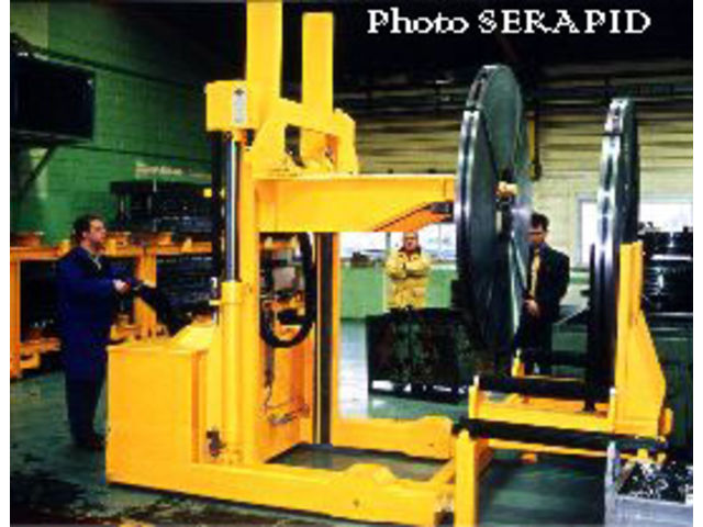 Specific versions of the GPO trolley