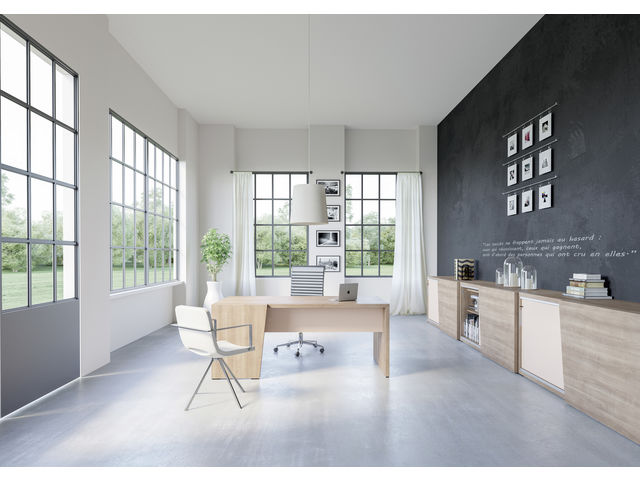Select executive desk