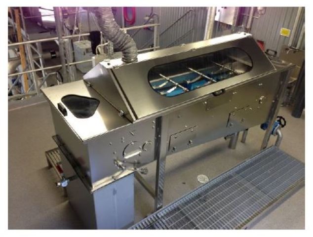 Draining table (Sludge dewatering)