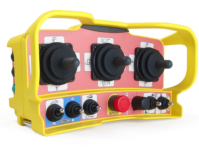 Waist belt transmitters: M550 THOR B3