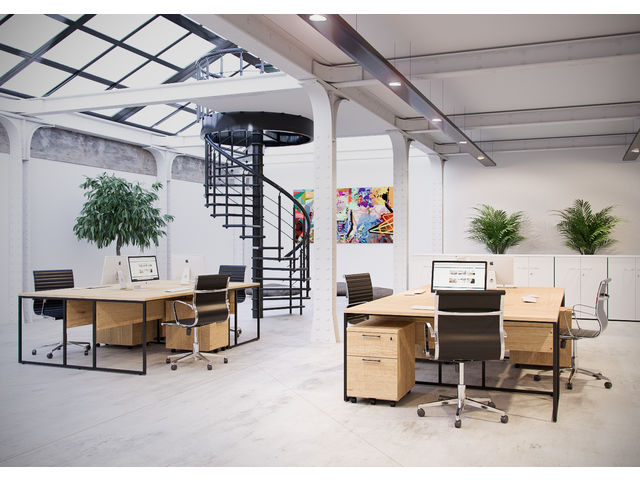 Stricto Sensu operator desks 