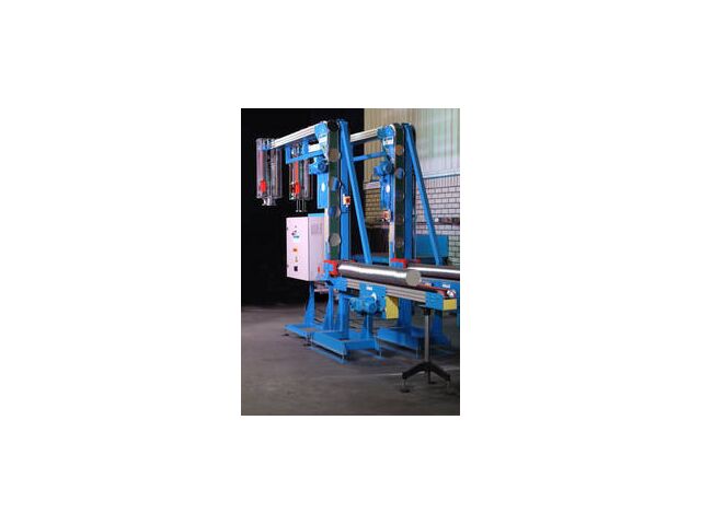 Conveyors for lids, crown corks and screw caps