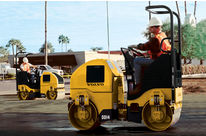 Compactor Small asphalt ›DD14S