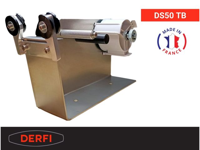 DS50TB manual tape dispenser with protected blade