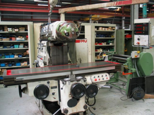 HURON universal milling machine - Type: MU 6