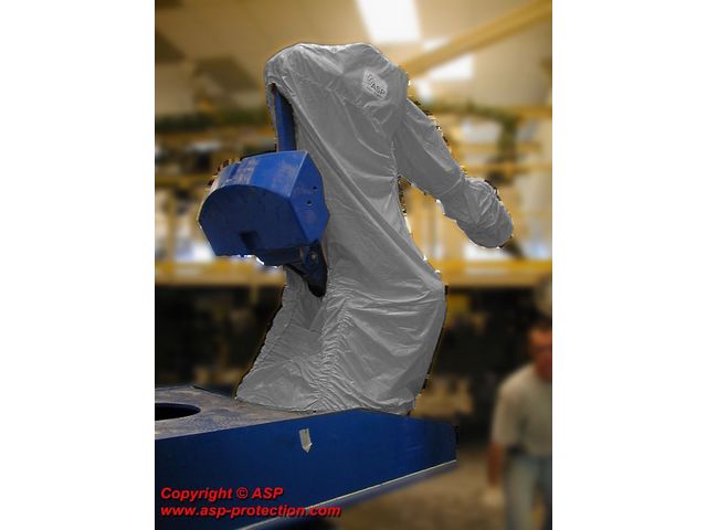Robot cover for lost wax, core preparation, cold room manut | Foundry