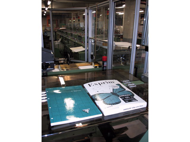 Packaging for paper sheets and Fine Art papers