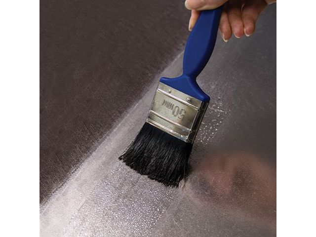 Watco Galvaprime - Primes and prepares galvanised surfaces for painting
